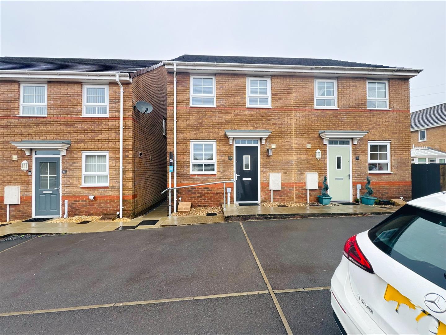 Bryn Uchaf, Bryn, Llanelli, SA14 9UJ